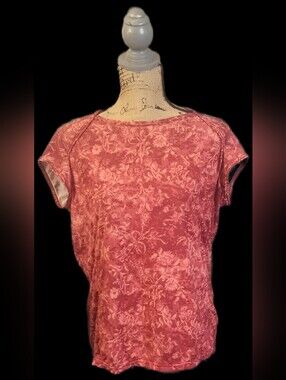 #WC145 Women’s Coral Pink Floral Short-Sleeve Top
